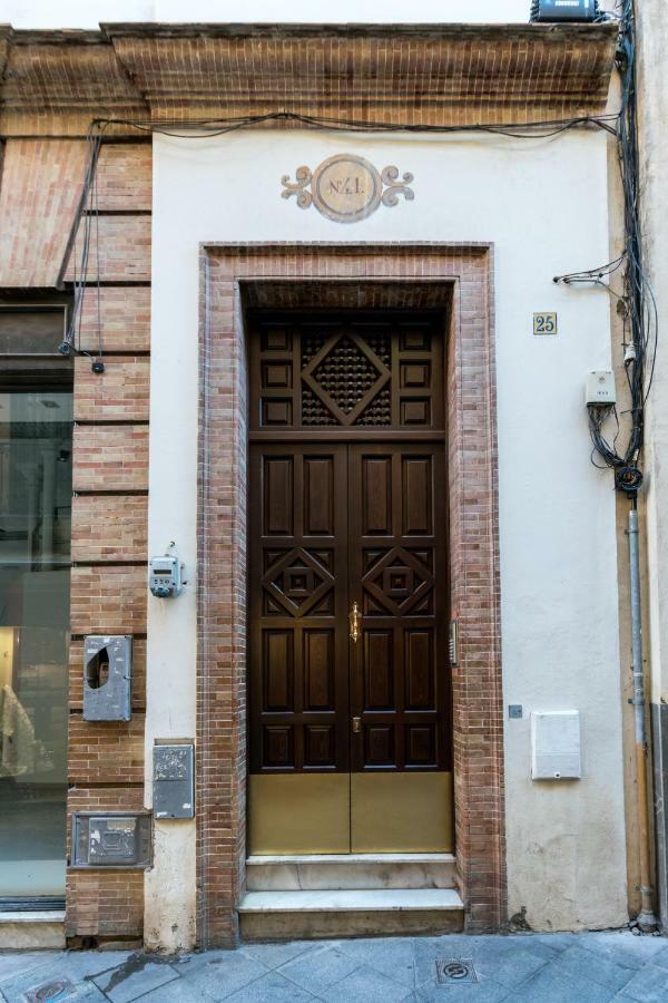 Malvaloca Quintero Plus Sevilla Buitenkant foto